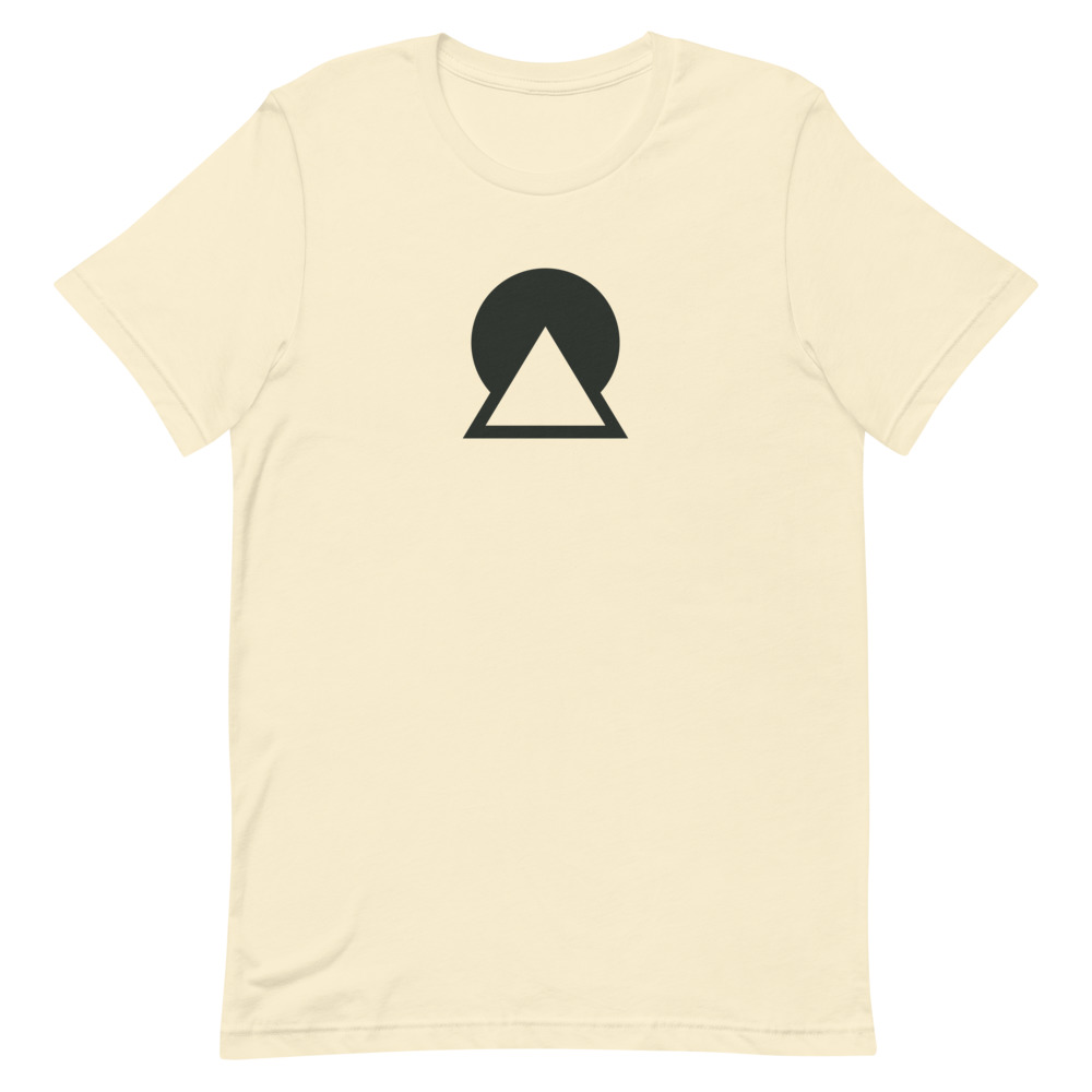 Form Tee in Natural with a graphic motif – product preview